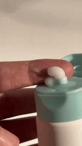 Texture of iUNIK Beta Glucan Daily Moisture Cream